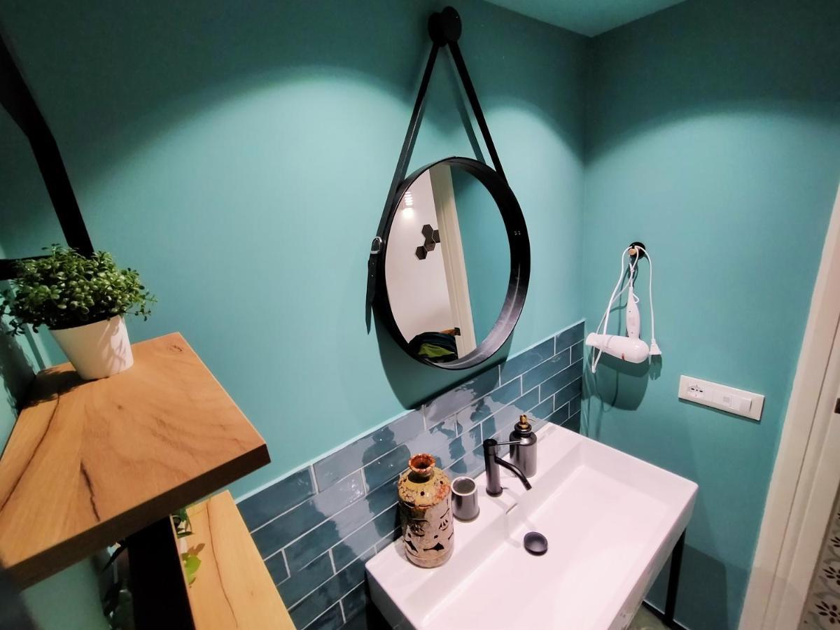 Sonnino Suite Jacuzzi Apartment バーリ エクステリア 写真