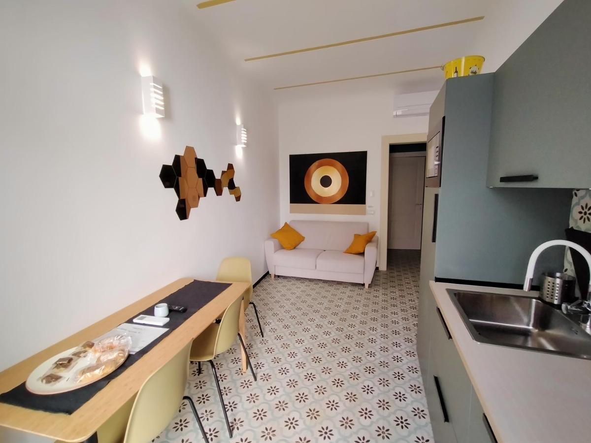 Sonnino Suite Jacuzzi Apartment バーリ エクステリア 写真